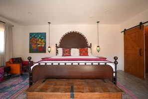 1 bedroom, iron/ironing board, travel cot, WiFi - Boutique Casitas~Heart of Cabo~Casita Perro Loco (Cabo San Lucas)