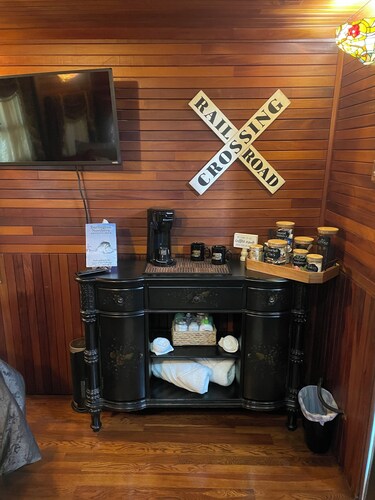 A peaceful and relaxing yet quirky, one-of-a-kind experience!