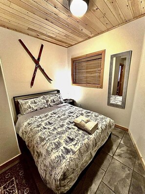 1 bedroom, WiFi, bed sheets