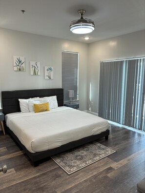 2 habitaciones, tabla de planchar con plancha y wifi gratis