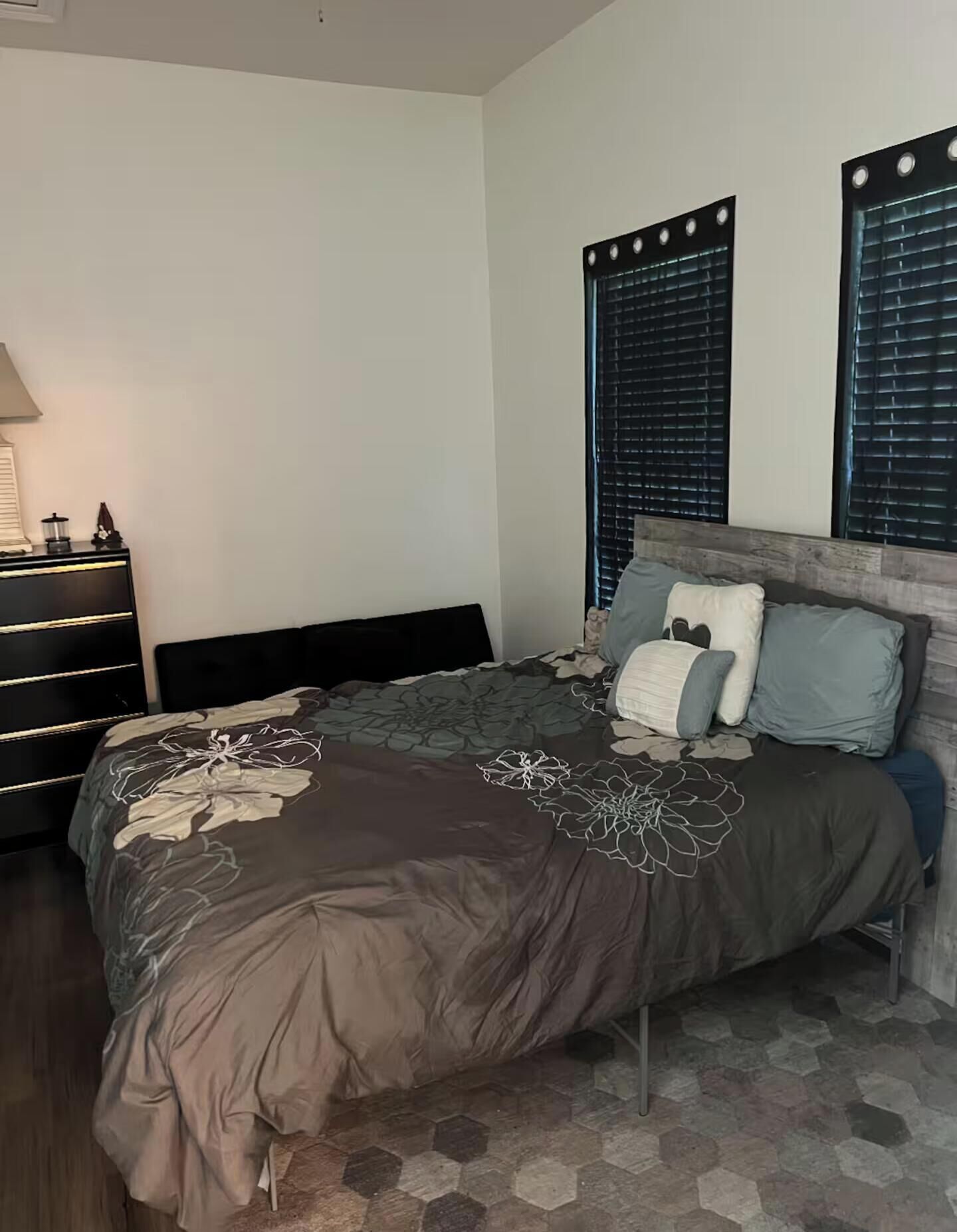 1 soverom, wi-fi og sengetøy