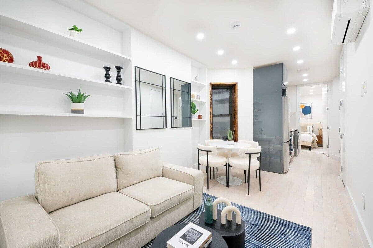 아파트, 침실 2개, 반려동물 동반 가능 | 거실 공간