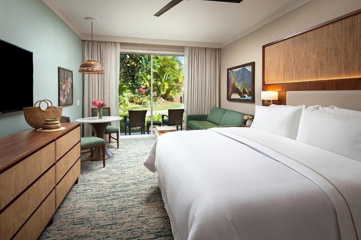 Seprai premium, selimut bulu angsa, dan brankas