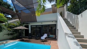 Outdoor pool - Luxury 4 Bedroom Villa, Private Pool Near to restaurants, cafes, bars & beach! (Tulum)