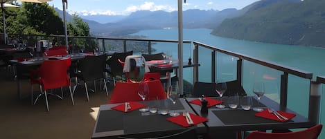 Restauration en plein air