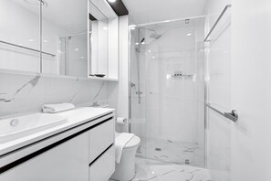 Apartment | Badezimmer | Handtücher