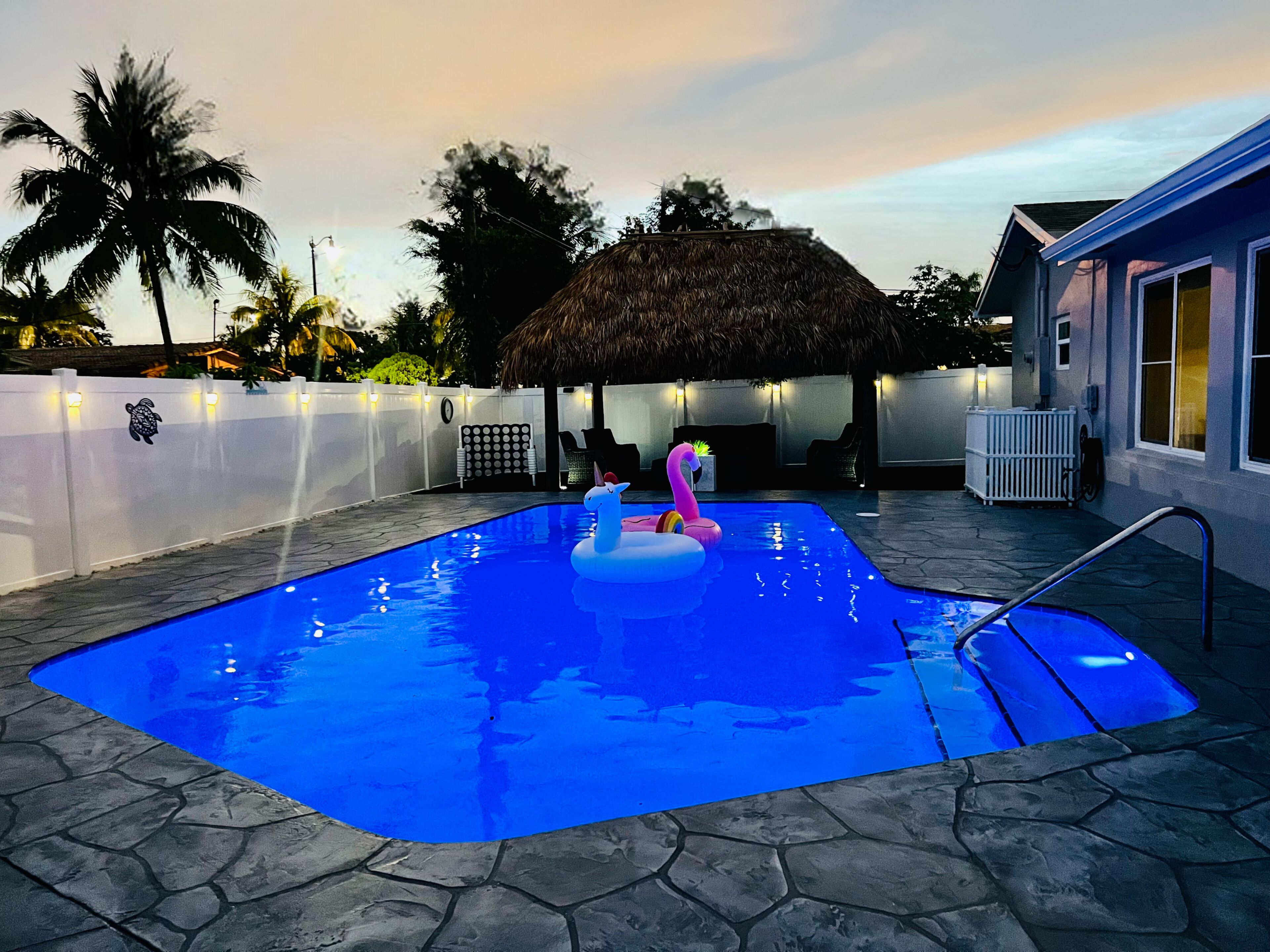 Una piscina techada, una piscina climatizada