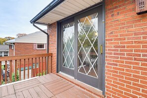 Exterior detail - 3 Mi to South Park: Quiet Pittsburgh Area Getaway (Pittsburgh)