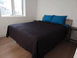 2 chambres, fer et planche à repasser, Wi-Fi, literie fournie