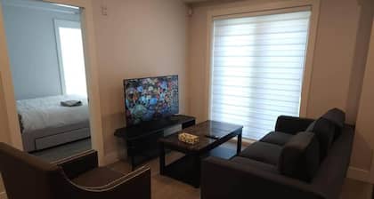 Contemporary Comfort: 2-Bedroom Condo near UBC