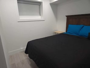 Fer et planche Ă repasser, Wi-Fi, literie fournie