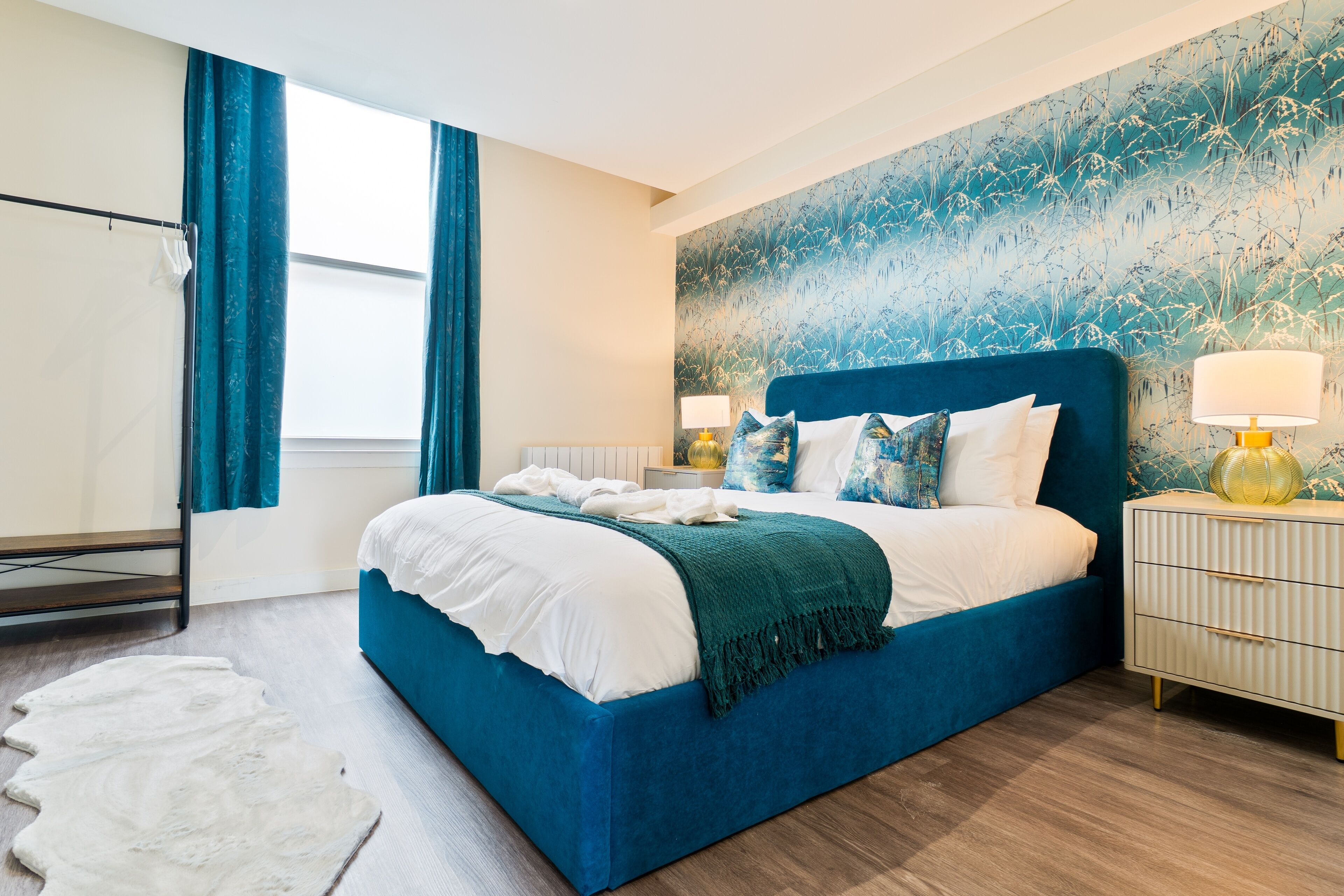 1 soverom, strykejern/-brett, wi-fi (inkludert) og sengetøy