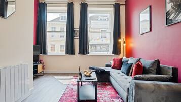 Fernseher, Videospiele, Bücher