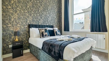 1 多间卧室、熨斗/熨衣板、免费 WiFi、床单