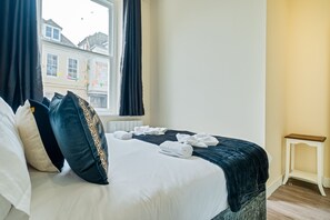 1 soverom, strykejern/-brett, wi-fi (inkludert) og sengetøy