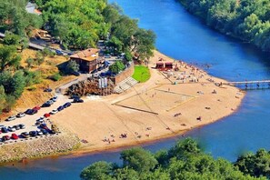 บริเวณภายนอก