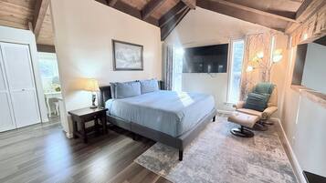 4 chambres, fer et planche à repasser, Wi-Fi, draps fournis