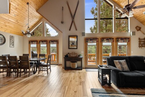 Oakwood Lux |  • Game Room • Forest Views
