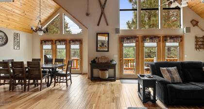 Oakwood Lux | • Game Room • Forest Views