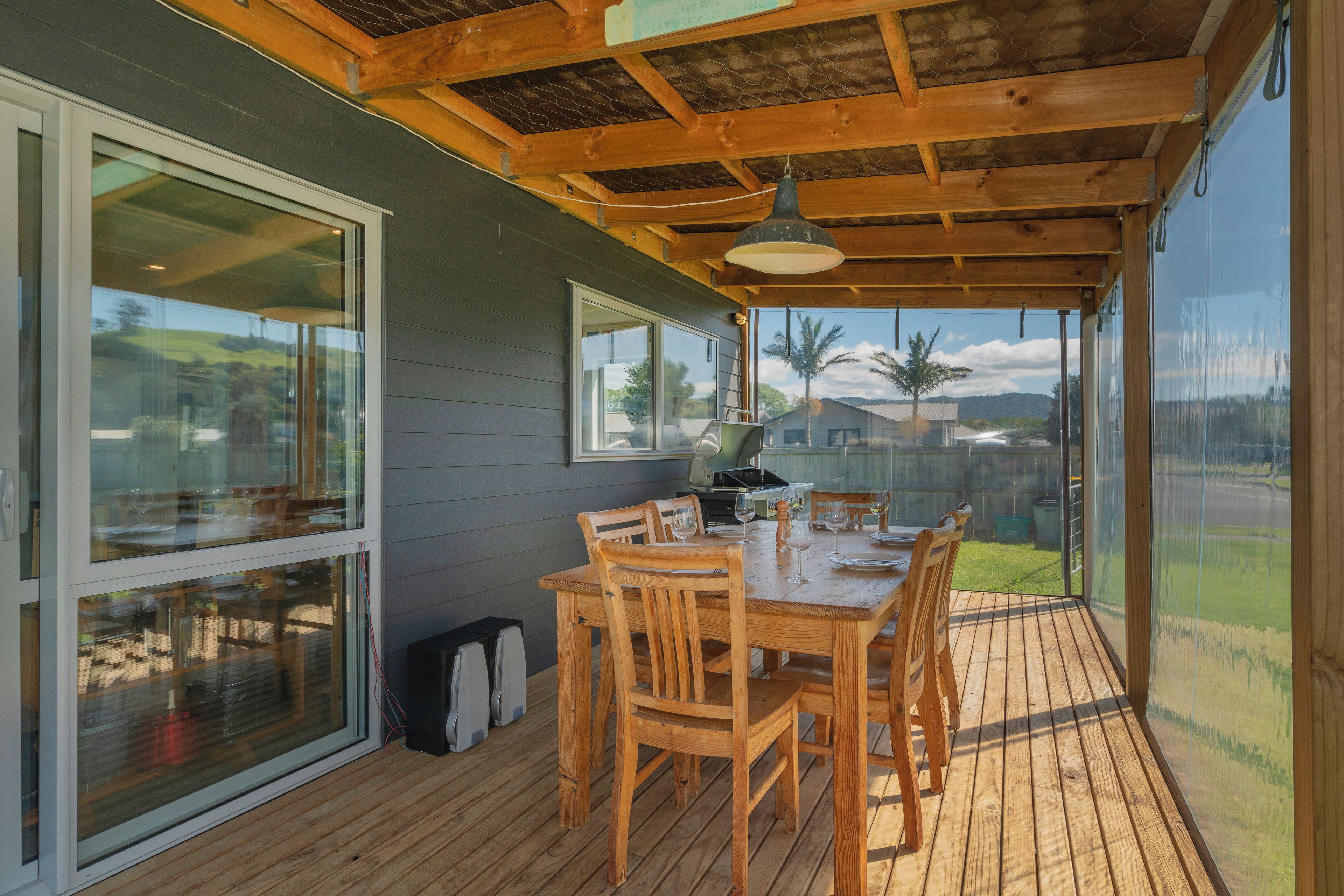 تناول الطعام بالخارج