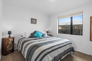 3 Schlafzimmer, Bügeleisen/Bügelbrett, WLAN, Bettwäsche