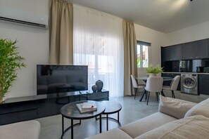 Smart TV - Aristo Universe 1 D101 (Pafos)