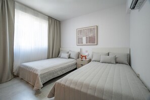 2 habitaciones, tabla de planchar con plancha y wifi gratis 