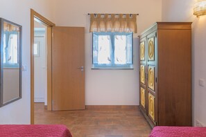 1 habitación, wifi y ropa de cama