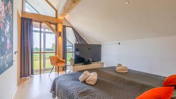 Biệt thự | 3 phòng ngủ, trang bị nội thất với thiết kế riêng biệt