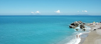 Pizzo Castellaro - Two Bedroom Villa, Sleeps 4