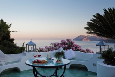 Posidonia - Seven Bedroom Villa, Sleeps 14