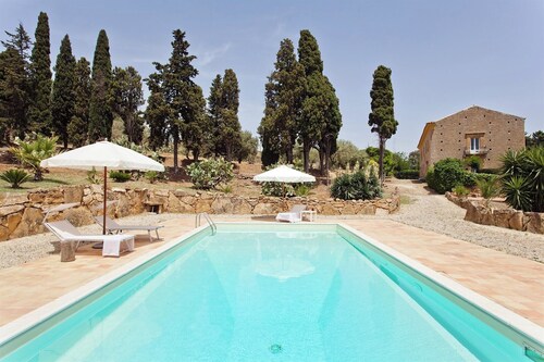 Villa Armerina - Four Bedroom Villa, Sleeps 7