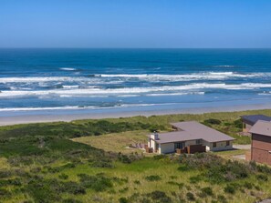 Beach towels - Oceanfront Escape in Westport, WA (Westport)