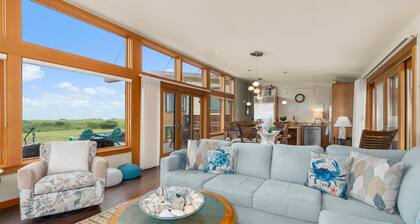 Oceanfront Escape in Westport, WA