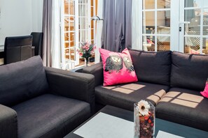 TV - Feel like home and relax in a Nordic-style appartment complex (CN)