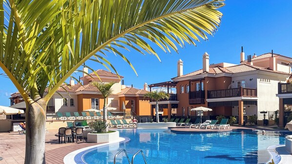 Pool - Feel like home and relax in a Nordic-style appartment complex (CN)