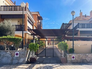 Exterior - Feel like home and relax in a Nordic-style appartment complex (CN)