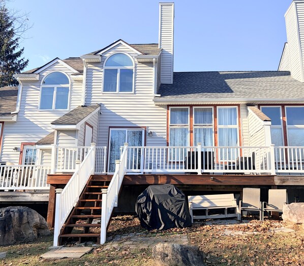 Exterior - 3BR + Loft Lake & Ski Escape – Walk to Lake Minutes to Slopes + Hot Tub Soon! (Lake Harmony)