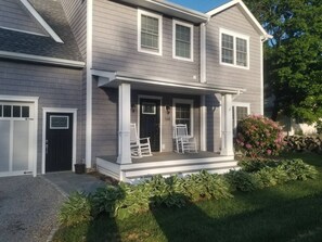 Exterior - HEWITT PLACE, a beautiful 3-bedroom house with AC in charming MYSTIC! (Stonington)