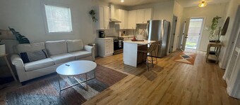 Charming 2-bedroom townhome in beautiful St. Augustine with AC