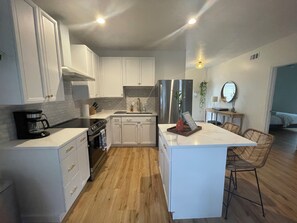 Microondas, horno y parrilla de estufa 