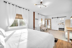 5 間睡房、熨斗/熨衫板、可攜式嬰兒床、免費 Wi-Fi