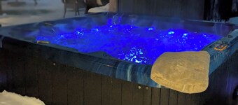 Eksklusiv fjellhytte med jacuzzi, ro og utsikt – 1,5 t fra Trondheim