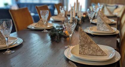 Exclusive mountain cabin with jacuzzi, tranquility and views - near StĂžren, TrĂžndelag