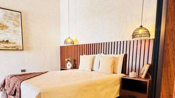 Kamar Standar, pemandangan kolam renang | Meja kerja dan Wi-Fi gratis