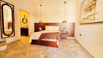 Standard Room, Pool View | Desk, free WiFi