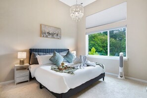 3 chambres, bureau, fer et planche à repasser, Wi-Fi