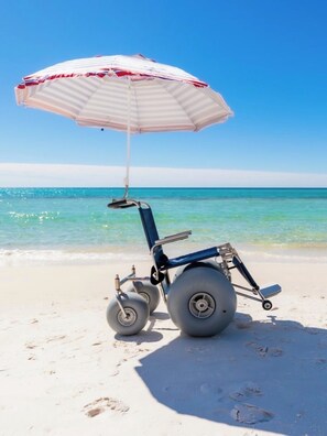 On the beach - Cozy Oceanfront Condo-Hot tubs-Pools (Panama City Beach)