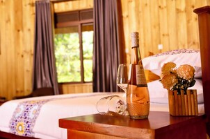 Luxury Double Room, Balcony, Hill View | Free WiFi