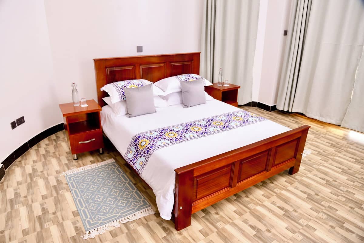 Deluxe-huone, parveke, näköala mäelle | Kannettavalle tietokoneelle sopiva työtila, ilmainen Wi-Fi